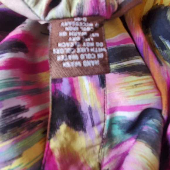 Speed Control Size 2X, Cap sleeve, tie back, bold print midi dress - Picture 7 of 9